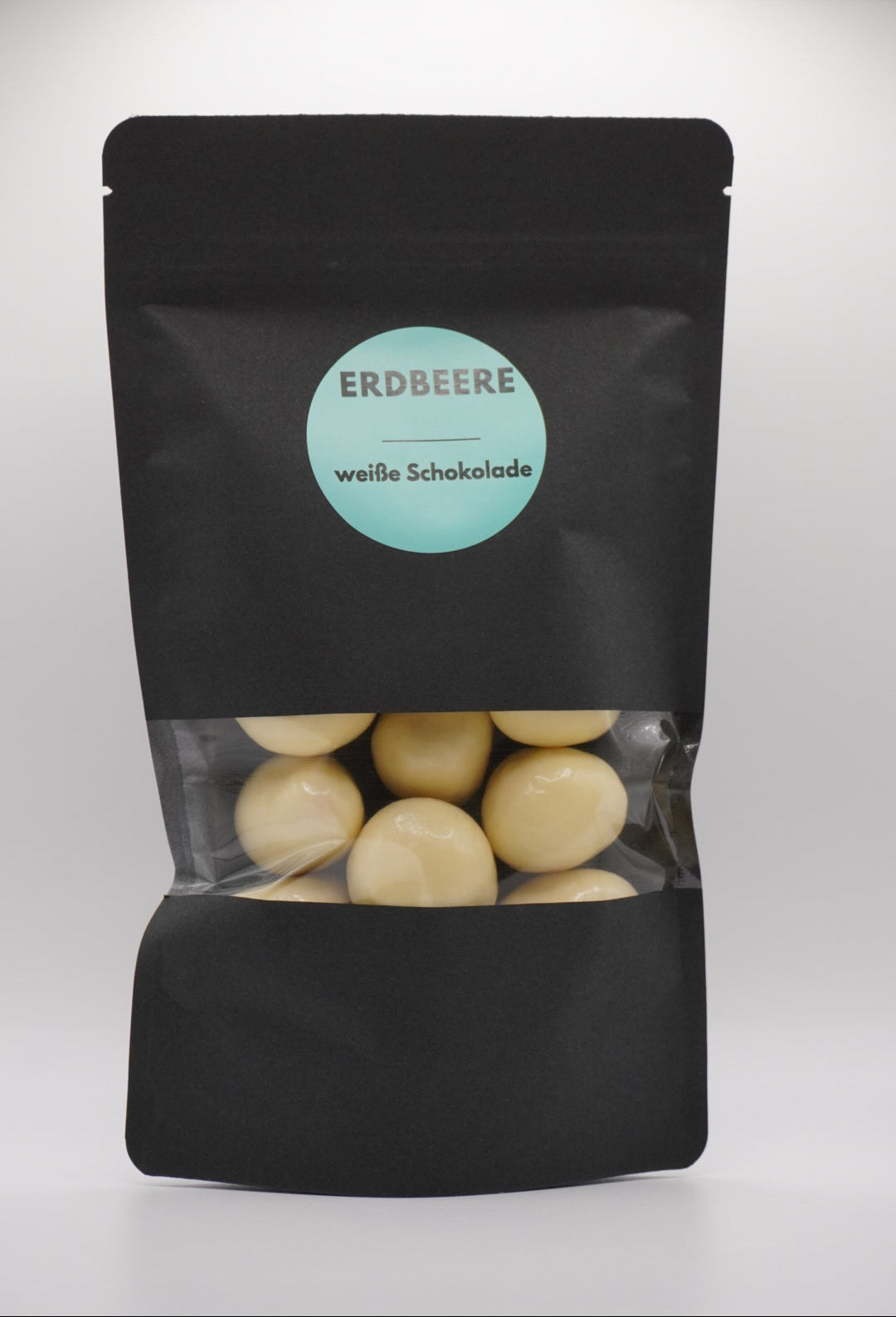 Erdbeeren in weißer Schokolade