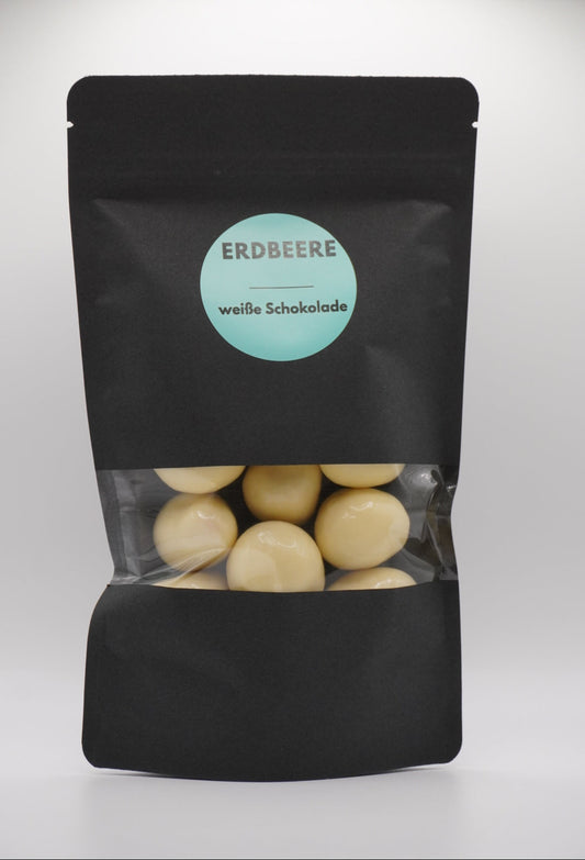 Erdbeeren in weißer Schokolade